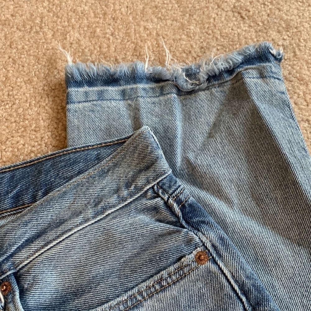 Old Navy Slouchy Straight Destructed High Rise Size 12 NWOT - Picture 4 of 7